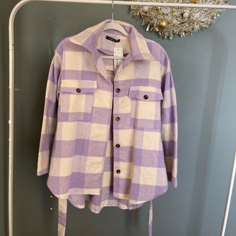 Purple plaid shacket from Boohoo, size 8. Never worn, tags still on!